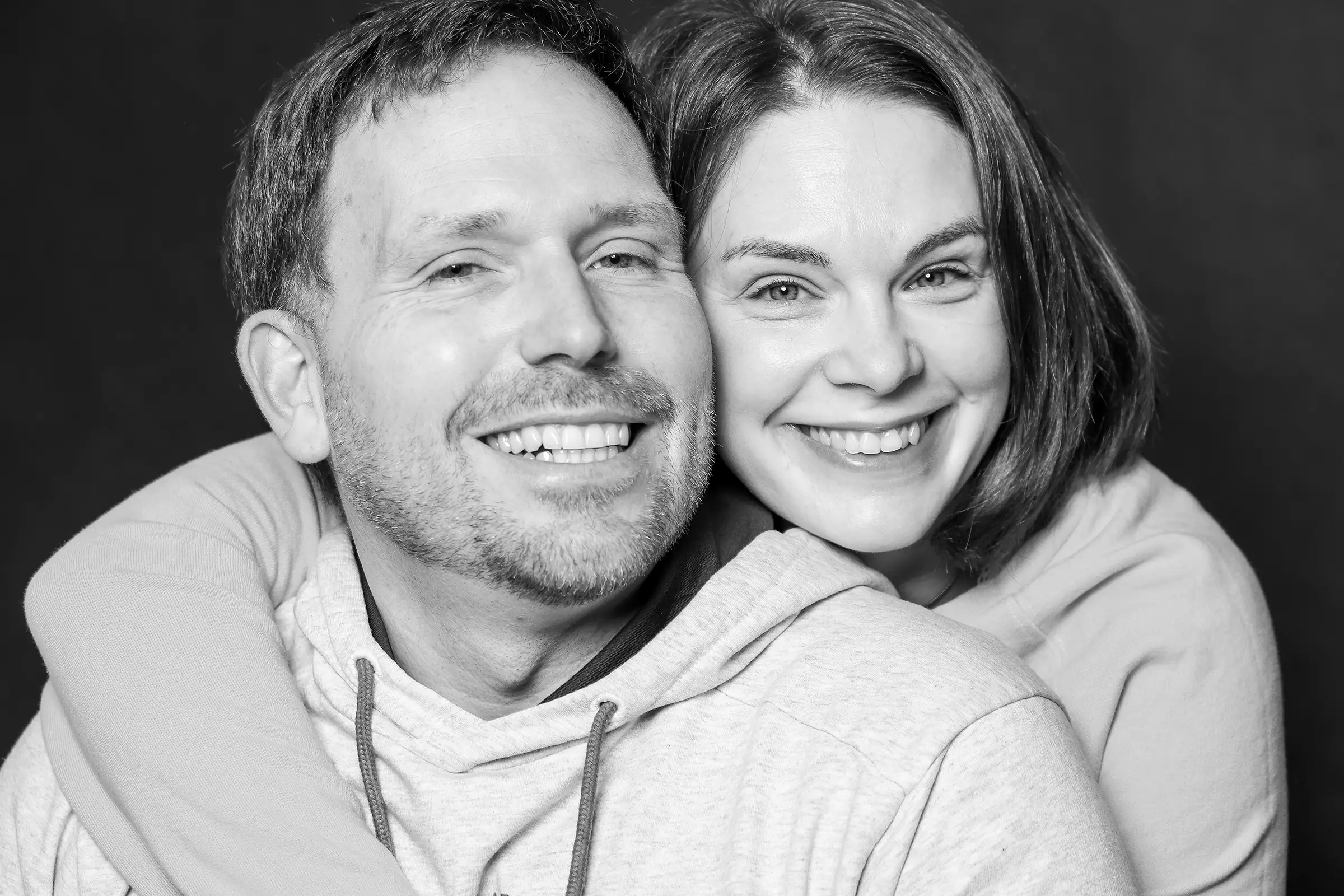 Porraitfoto der Gastgeber von Fewo Lotta David & Maximiliane